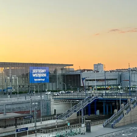 Piper Towarowa Centrum Targi Apartmán Poznaň