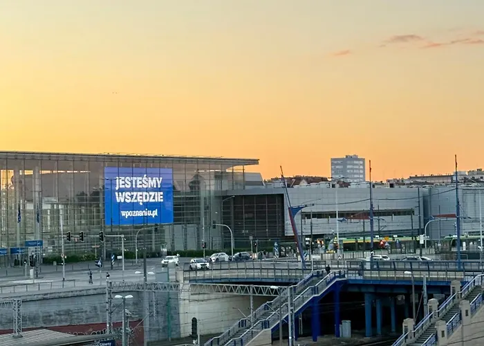 Piper Towarowa Centrum Targi Apartment Poznan